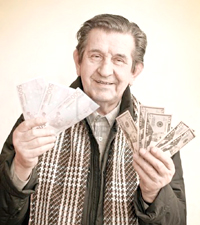 Campanha orienta idosos sobre contratação de empréstimo consignado