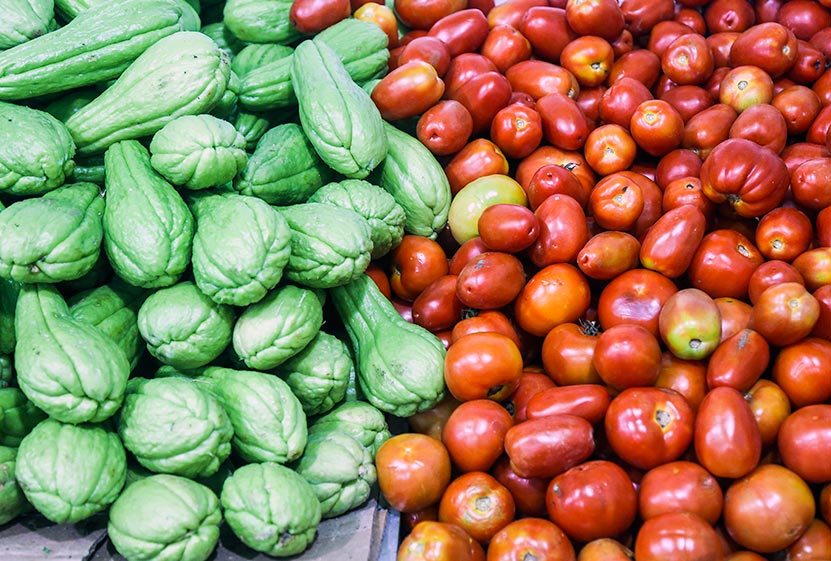 Sacolões da Família estão com promoção de R$ 1,99 para frutas e hortaliças