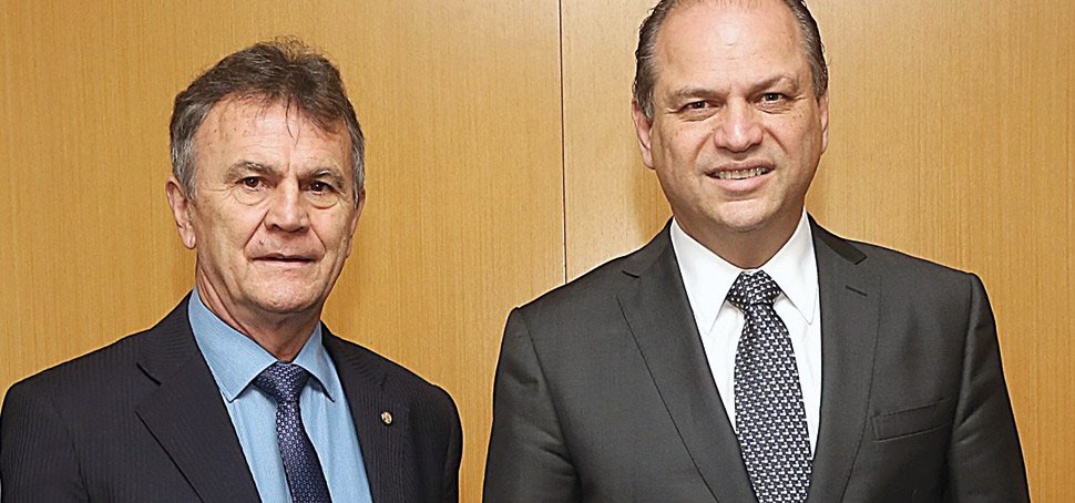 Parceria entre Deputado Toninho Wandscheer e Ministro Ricardo Barros garante renovação da frota de ambulância para SAMU de Curitiba e RMC