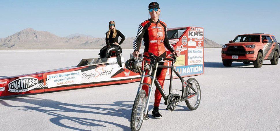 Ciclista americana bate recorde de velocidade em uma bicicleta 269km/h