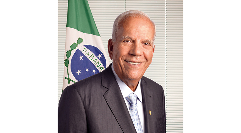 Senador do Paraná é o parlamentar mais rico do Brasil