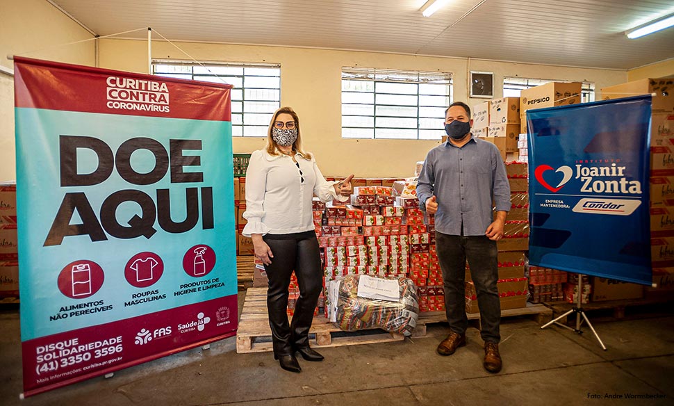 Rede Condor doa alimentos e máscaras às famílias carentes
