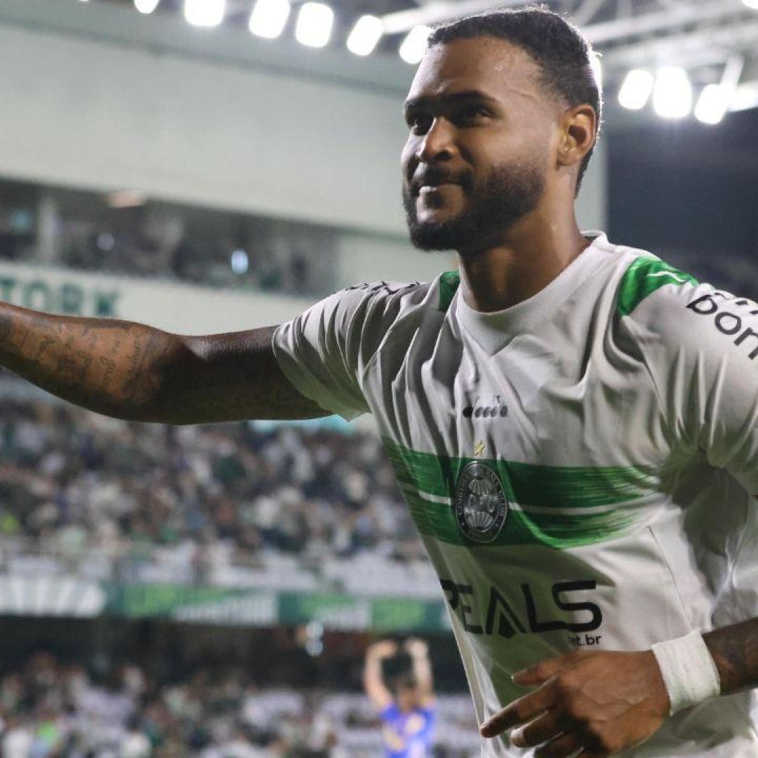 Coritiba vence o São Joseense na estreia do time principal