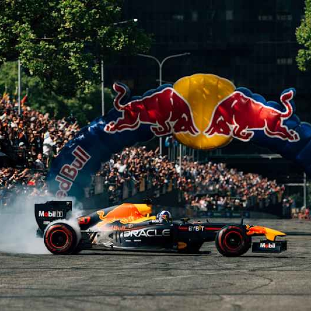 Curitiba será palco do Red Bull Showrun