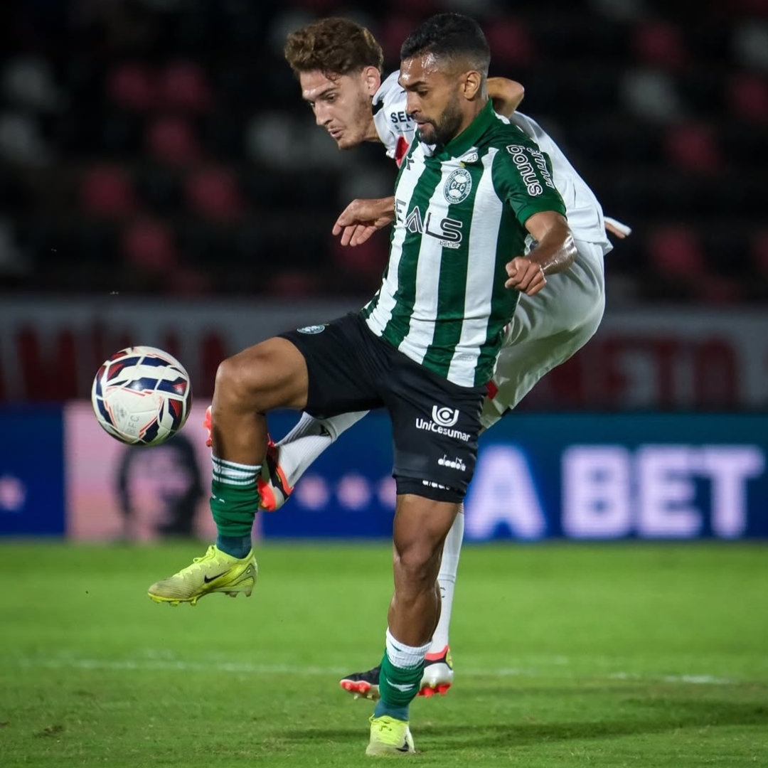 Coritiba e Botafogo-SP ficam no empate sem gols