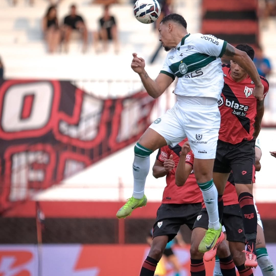 Coritiba empata com Atlético-GO em Goiânia e permanece no G4