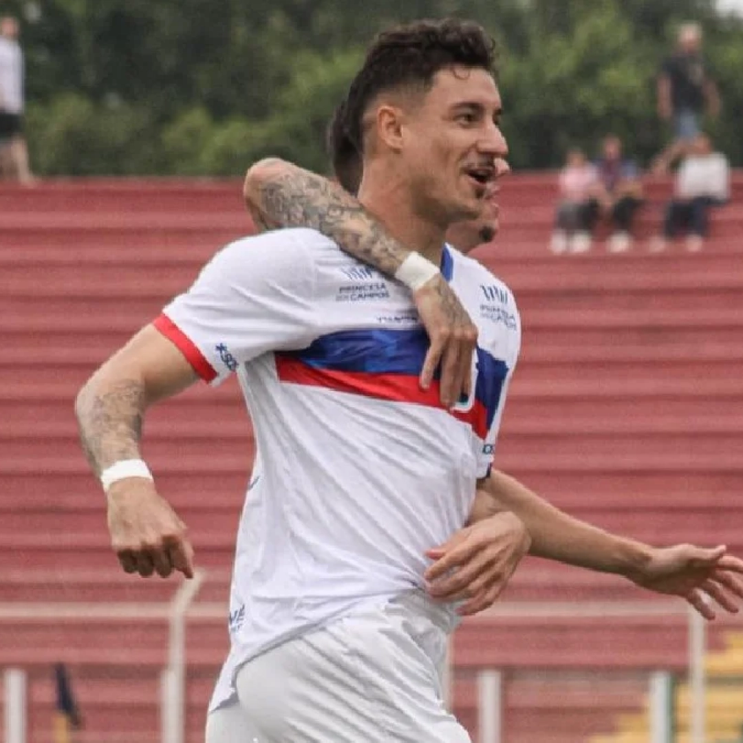 Paraná vence o Toledo e abre boa vantagem para o jogo da volta