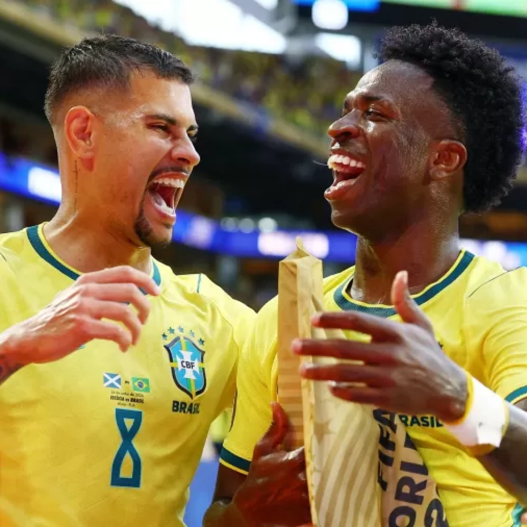 Brasil vence a Escócia por 3 a 0, confirma liderança do Grupo C e avança na Copa do Mundo