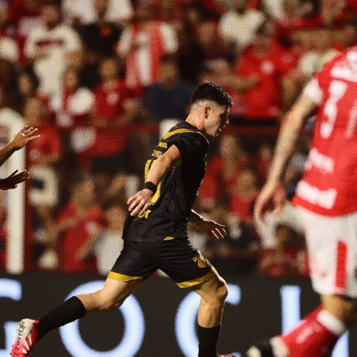 Athletico repete erros, perde para o Vila Nova e amplia jejum na Série B