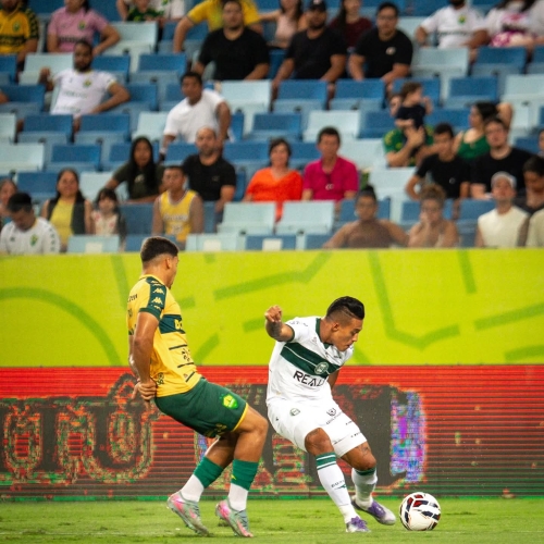 Coritiba tropeça em Cuiabá e adia chance de abrir vantagem na liderança