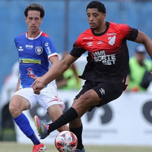 Com polêmica de arbitragem, Athletico fica no empate diante do Cianorte