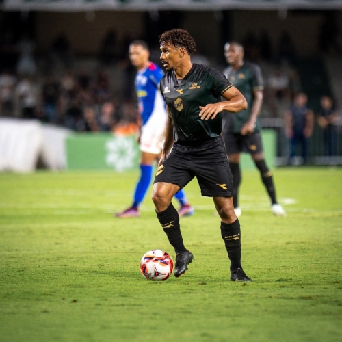 Coritiba vence o Cianorte no Couto Pereira e garante vaga na semifinal