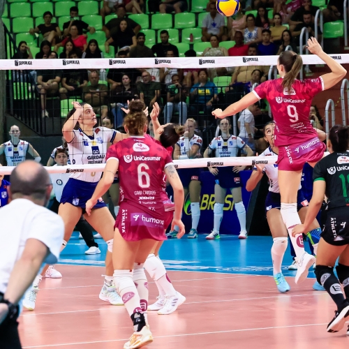 Sancor Seguros Vôlei Maringá sai na frente, mas acaba superado pelo Gerdau Minas