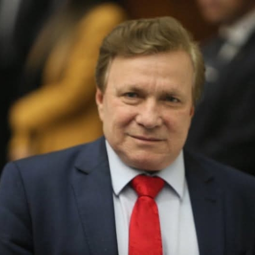 Escolas estaduais de Curitiba recebem mais de R$ 2 milhões em investimentos