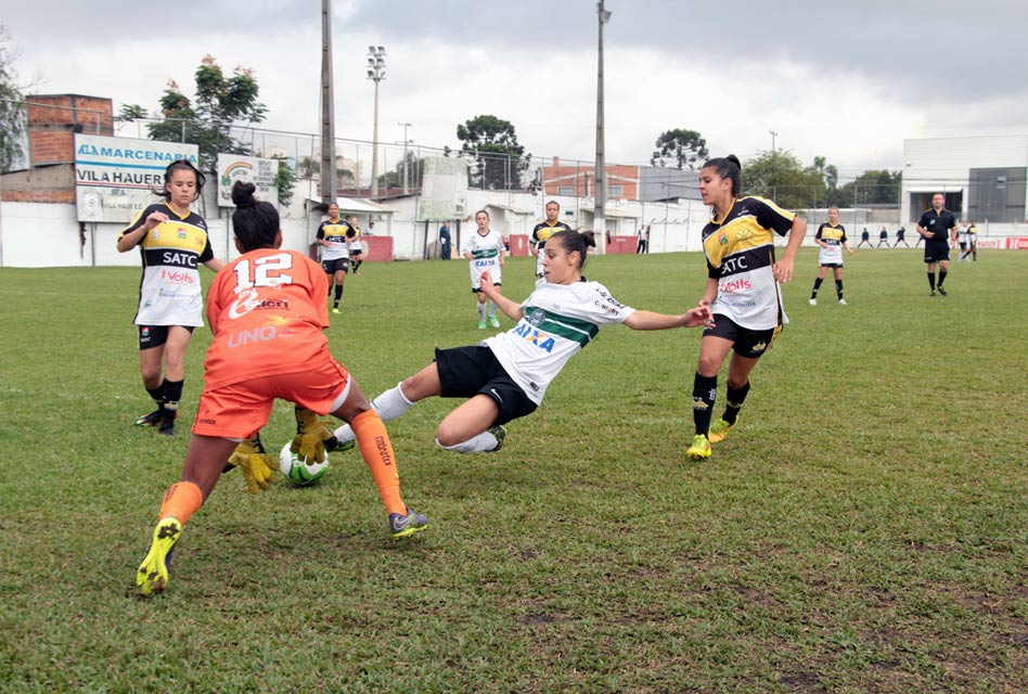 Coritiba assume a liderança na Liga Feminina de Futebol Sub-20