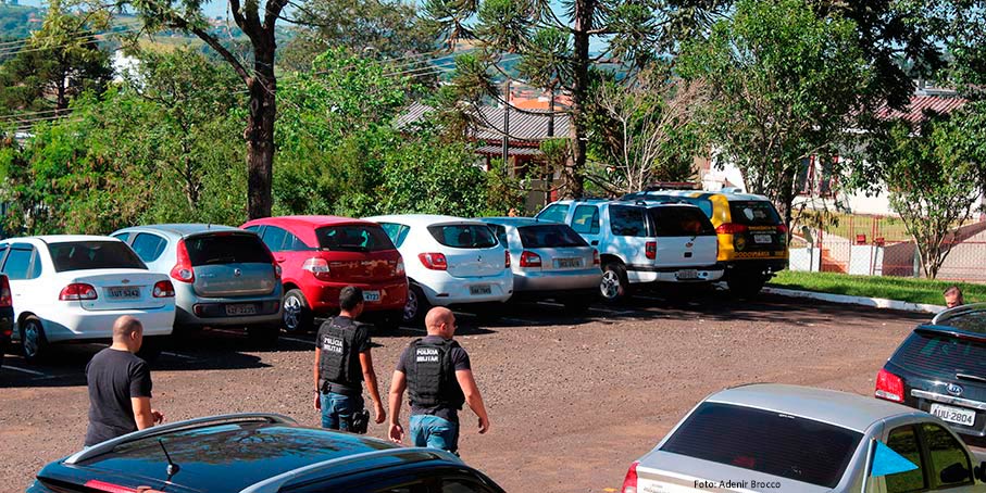 Policiais rodoviários presos no Paraná