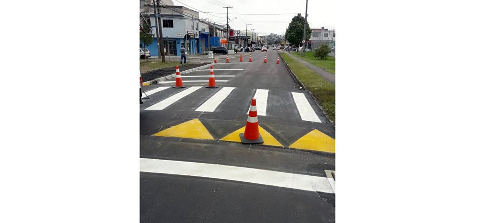 Implantação de travessia elevada na rua Ourizona