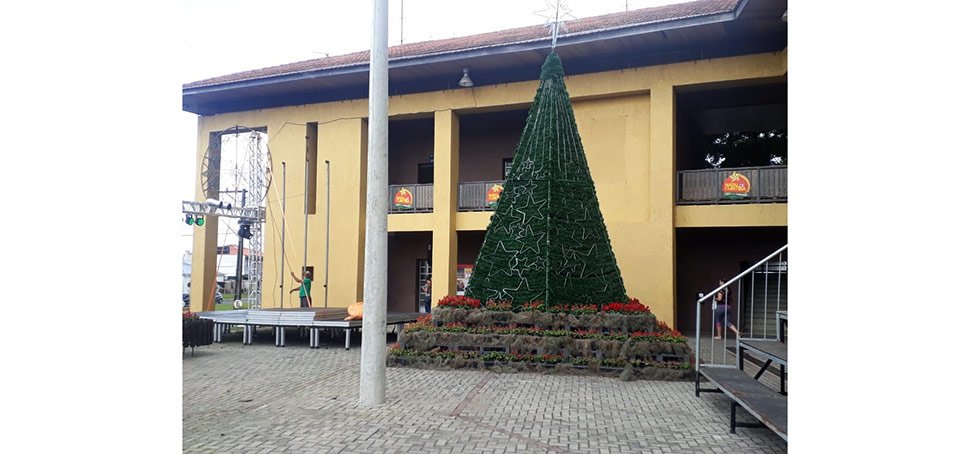 Vamos todos a Cantata de Natal do Bairro Novo