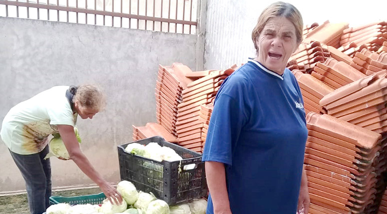 Clube de Mães do Xapinhal e os alimentos da Ceasa