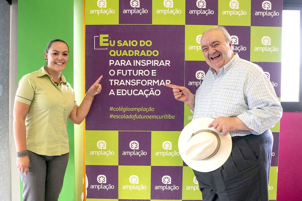 Prefeito Rafael Greca inaugura Mini Prefeitura no Colégio Amplação