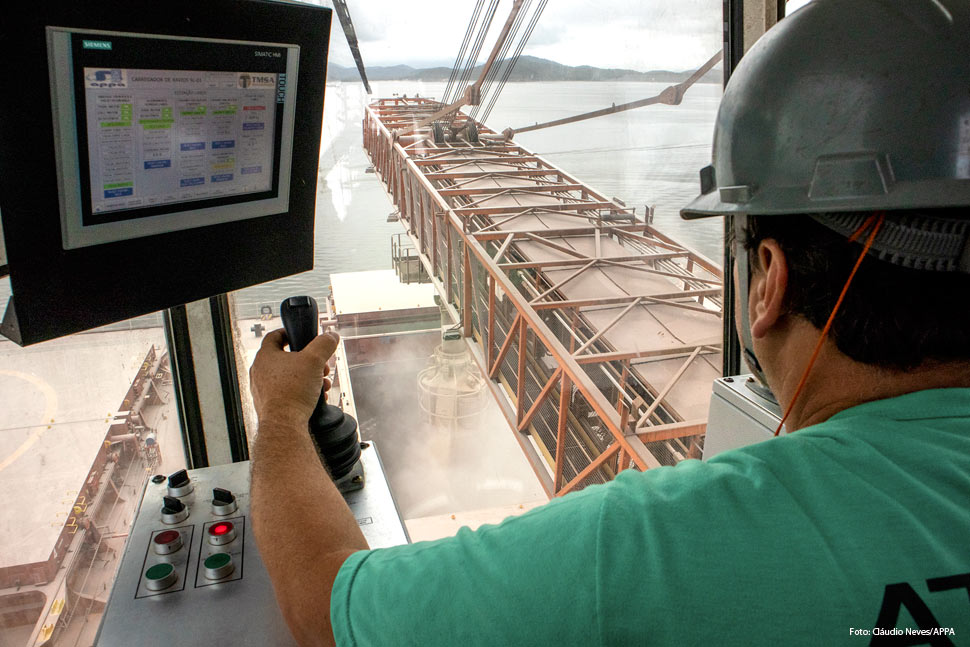 Embarque recorde destaca eficiência do Porto de Paranaguá