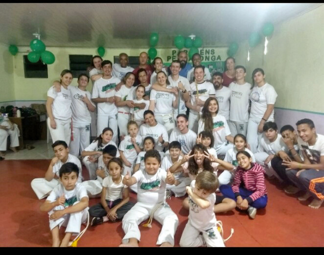 Associação Piratini e a capoeira na comunidade