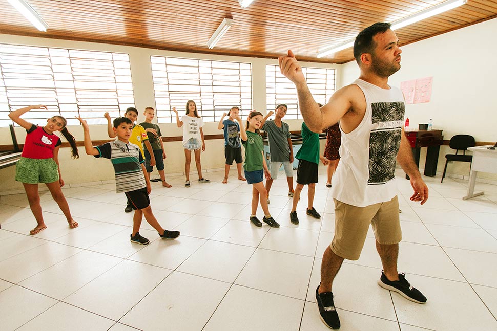 Crianças da Vila Verde estreiam peça musical de Natal