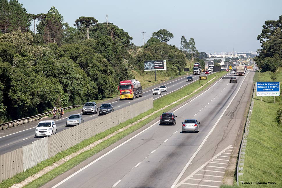 Último feriado antes da temporada de verão deve atrair muitos turistas ao litoral do Paraná