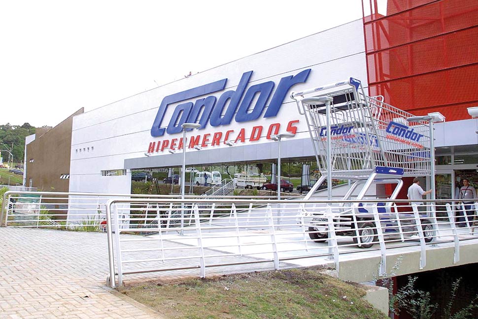 Condor inaugura hiper de R$ 40 milhões em Piraquara