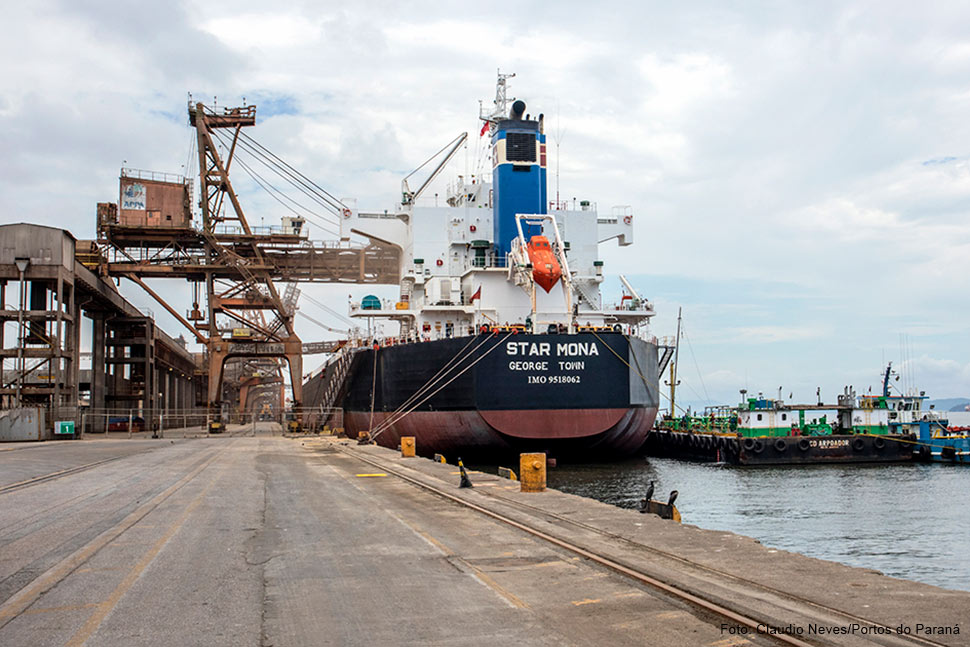 Abastecimento de navios aumenta nos Portos do Paraná