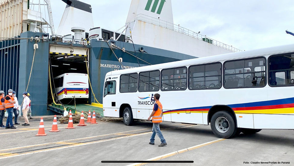 Paranaguá faz o maior embarque de ônibus de sua história