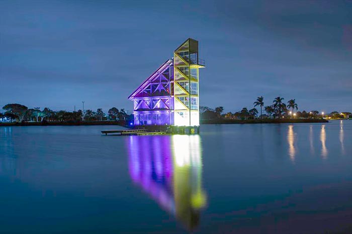 Torre do Parque Náutico ganha iluminação cênica