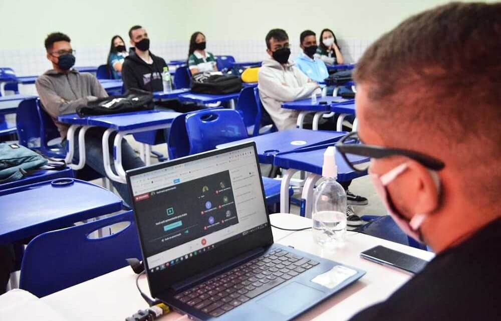 Estudantes da rede municipal podem voltar às aulas presenciais