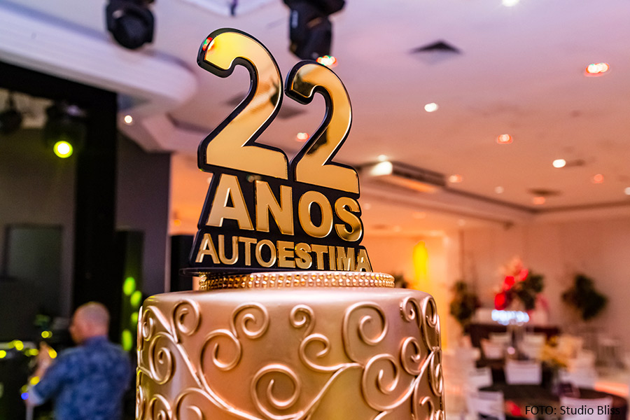 Revista AutoEstima comemora 22 anos em Curitiba