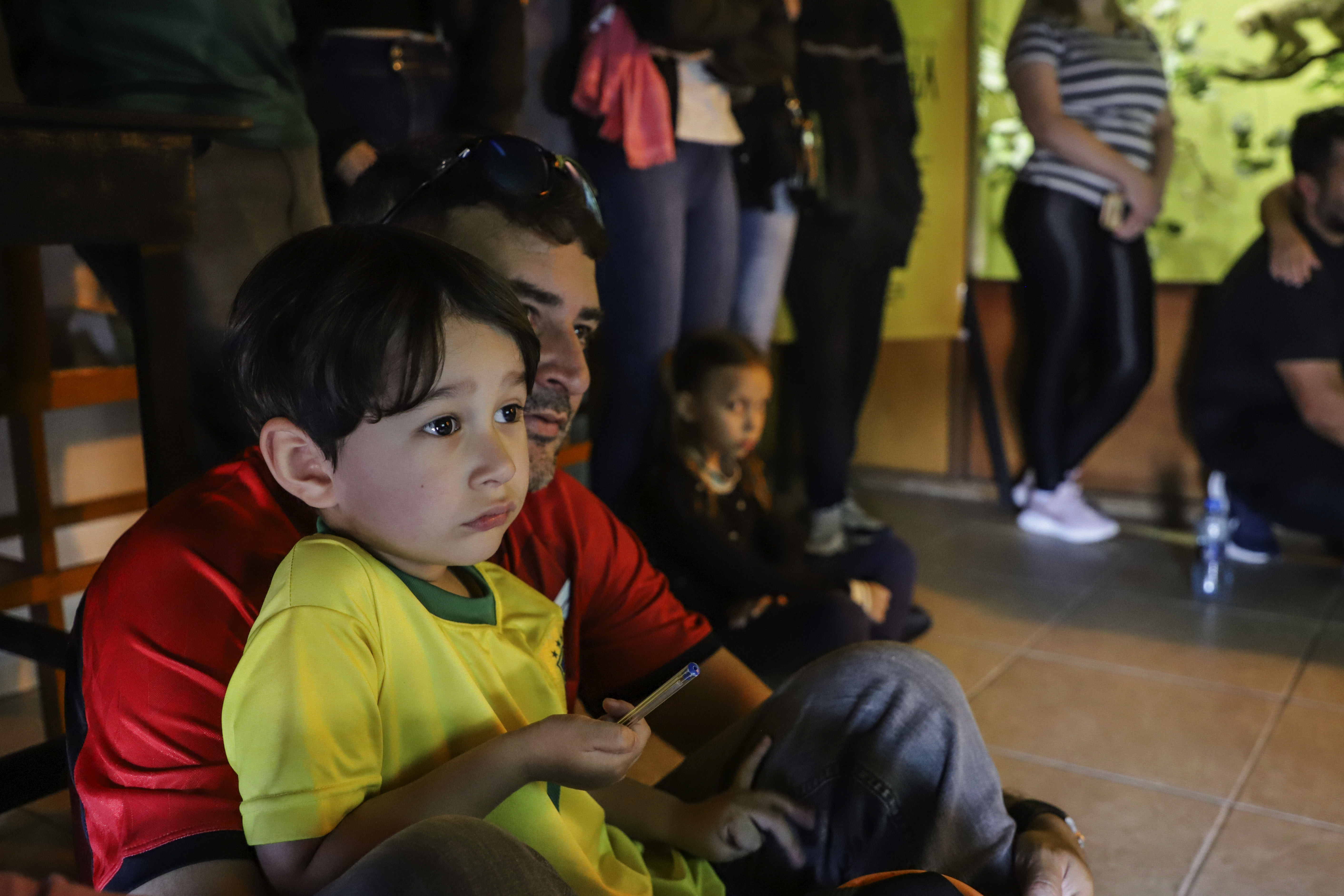 Famílias aprendem sobre conservação da água e uso racional de resíduos no Zoo de Curitiba