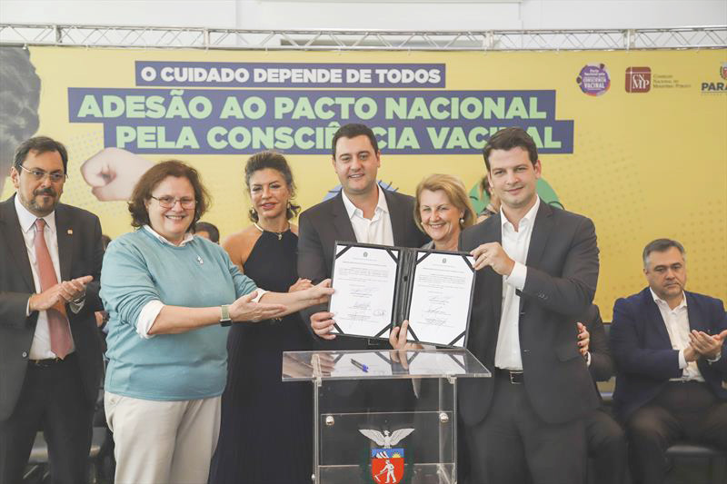 Curitiba participa do Pacto Nacional pela Consciência Vacinal