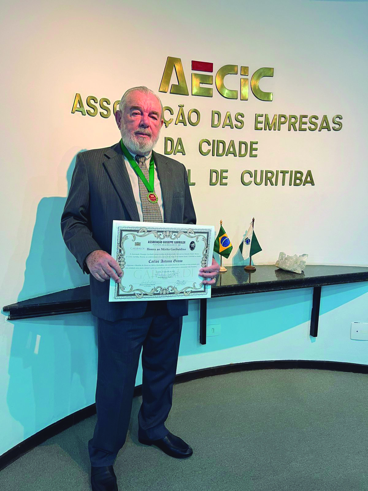 Vice-presidente da AECIC é homenageado em evento