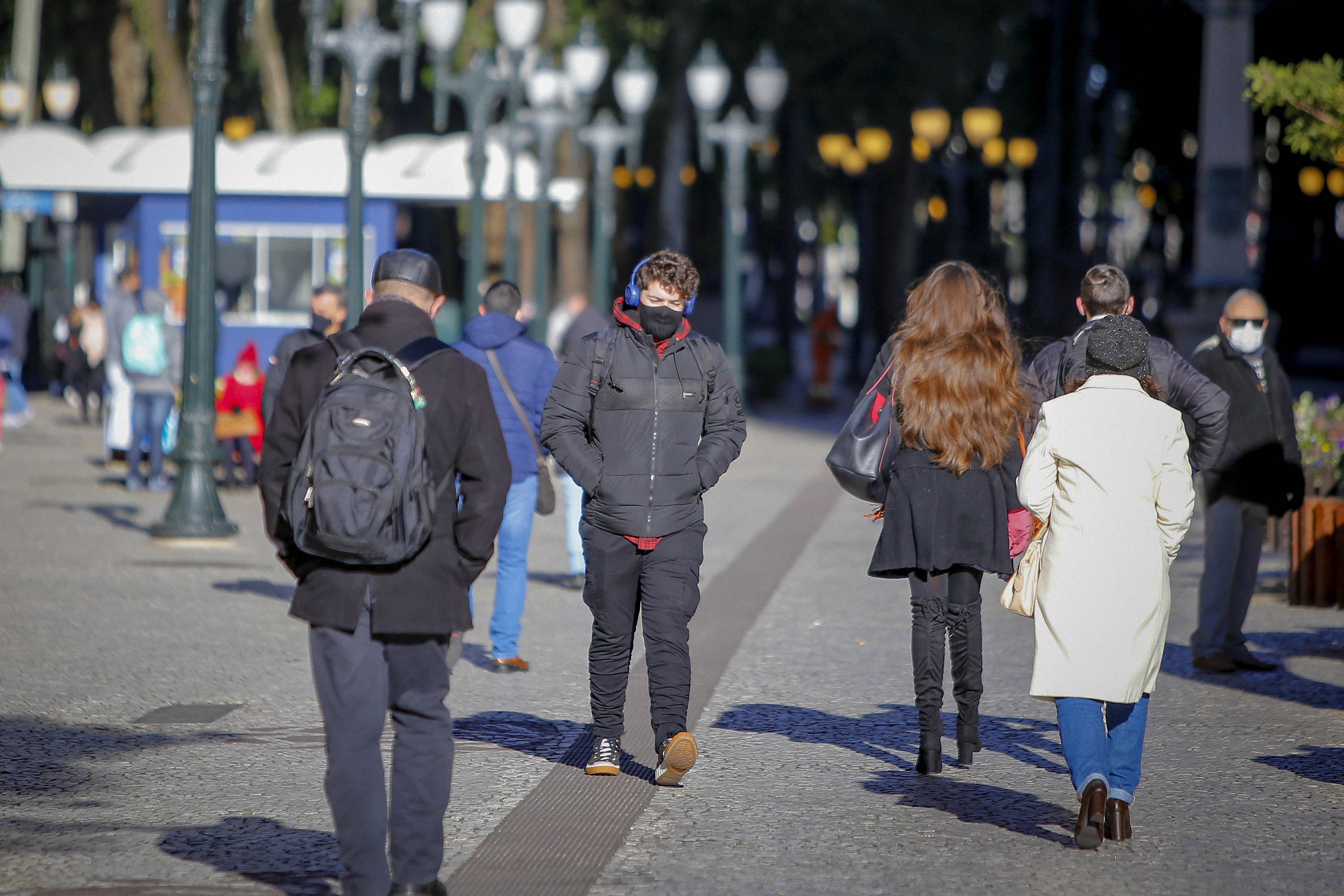 Ciclone se afasta e frio intenso chega para o Paraná nesta quinta (13); confira a previsão