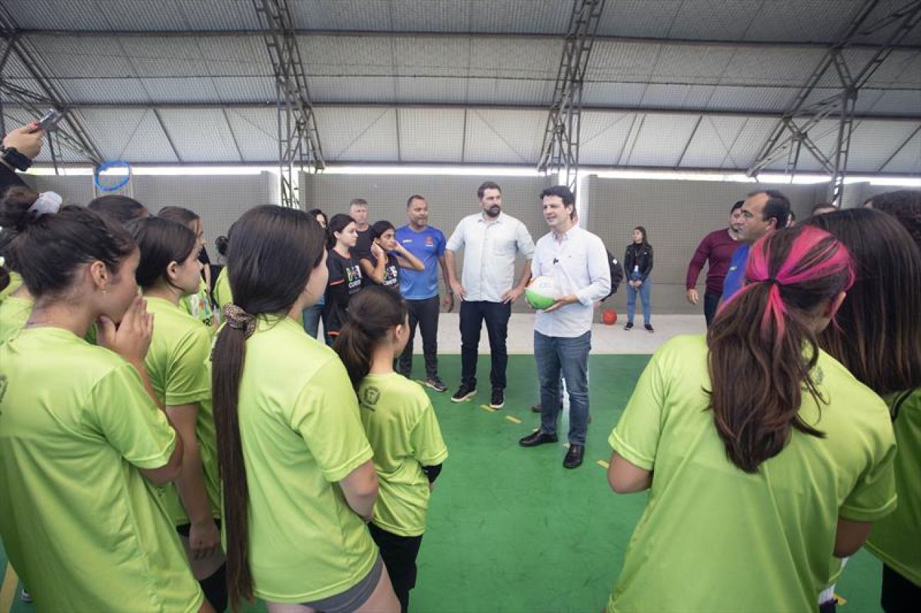 Prefeito Eduardo Pimentel entrega reforma do Clube da Gente e destaca investimento no esporte em Curitiba