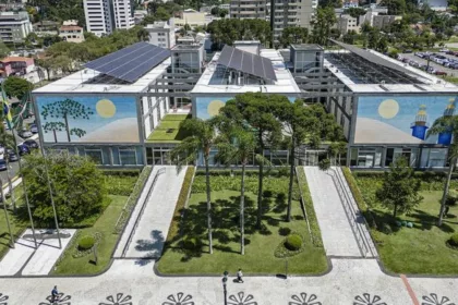 Veja o funcionamento dos serviços municipais de Curitiba nesta quarta-feira de Brasil x Jamaica