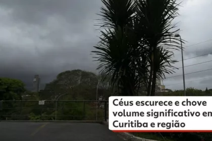 VÍDEO: Céu escurece, e chuva intensa chega a Curitiba e região | Paraná - G1 - Globo