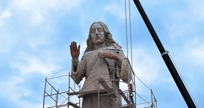 Curitiba terá monumental imagem de Jesus de 10 metros no Umbará