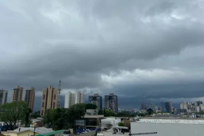 Fim de semana chuvoso em Curitiba acumula quase 100 mm de precipitação, segundo Simepar – CBN Curitiba – A Rádio Que Toca Notícia