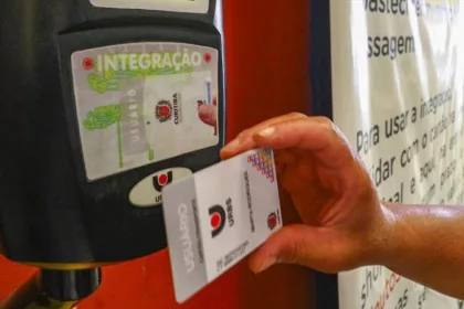 Urbs amplia pontos de recarga de créditos para transporte com pagamento com cartões de débito e crédito – CBN Curitiba – A Rádio Que Toca Notícia