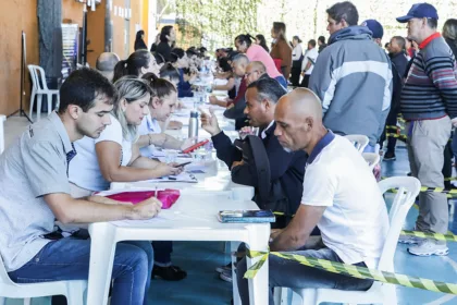 FAS promove a Work Friday com oferta de mais de 1.000 vagas de emprego em Curitiba