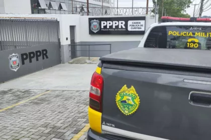 Policiais militares prendem dois foragidos em Curitiba